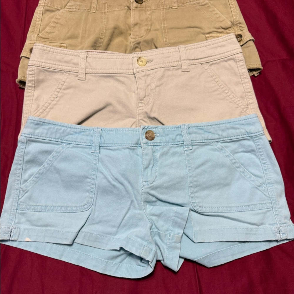 Hollister Blue and Cream Cargo Shorts Relaxed Fit